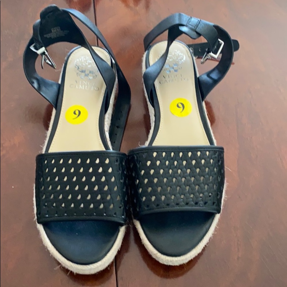 Vince Camuto black leather sandals